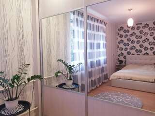 Апартаменты Apartment on Zoe Kosmodemyanskoy Пинск Двухместный номер с 2 отдельными кроватями-1